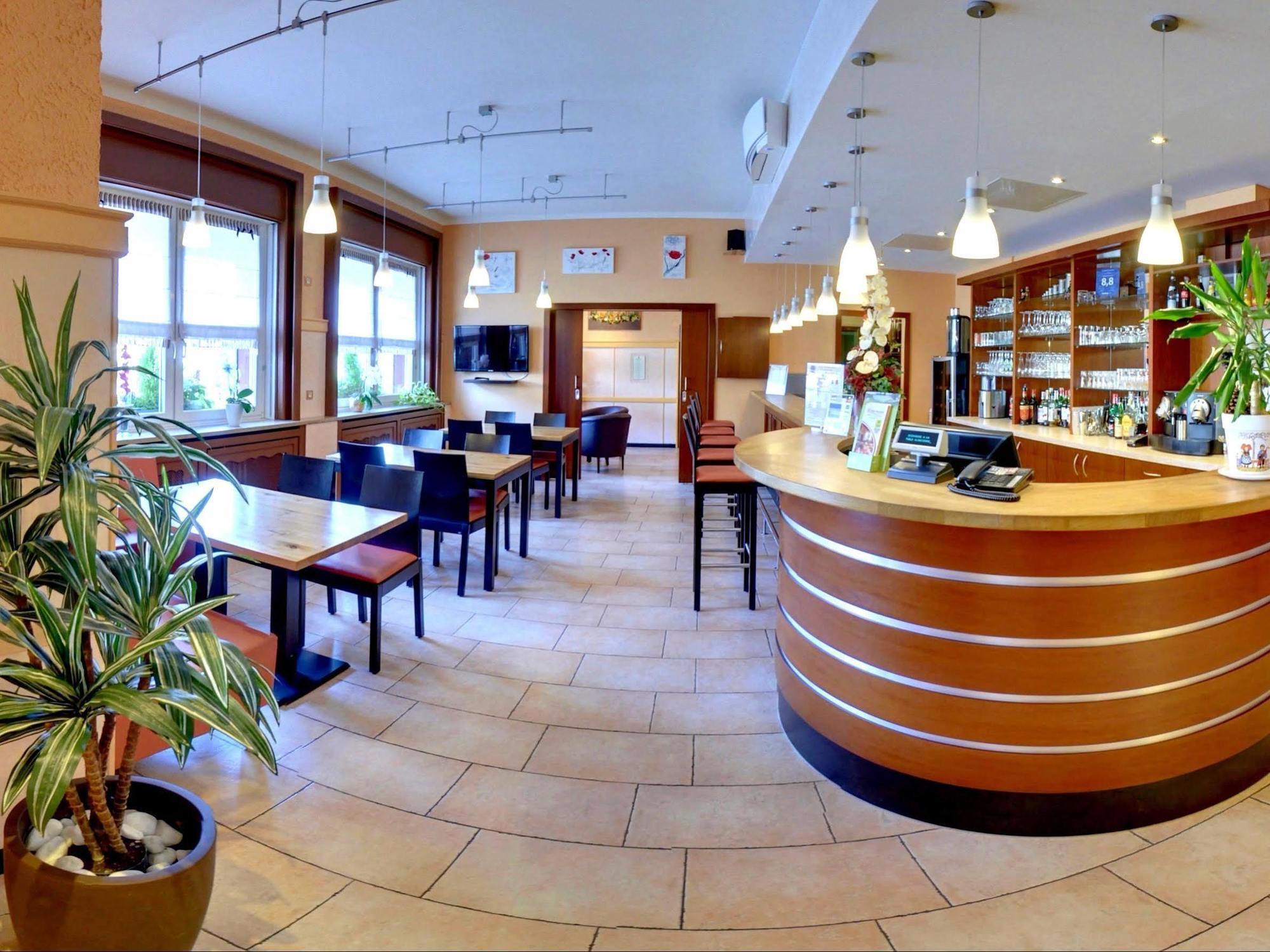 La Table Alsacienne Hotel Farébersviller Eksteriør billede